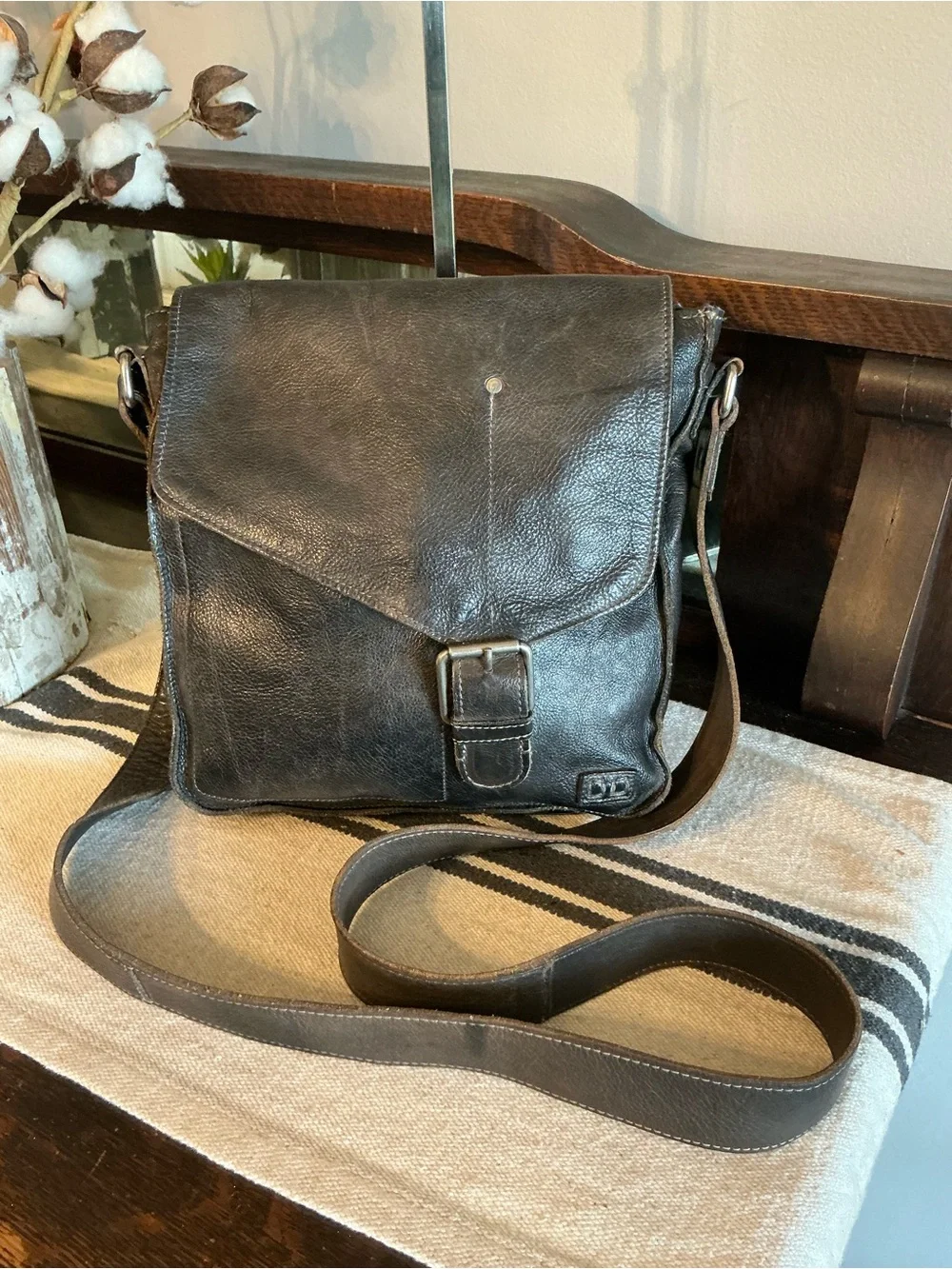 Bed Stu Leather Venice Beach Crossbody Bag Black Rustic Retail $240
